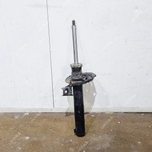 아우디 A3 8V 전기 앞쇼바 수입차중고부품 12~15