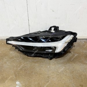 볼보 xc60 2세대 전기형 라이트 수입차중고부품 18~21