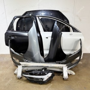 볼보 xc60 2세대 전기형 라이트 범퍼 휀다 도어 레일 본넷 수입차중고부품 18~21