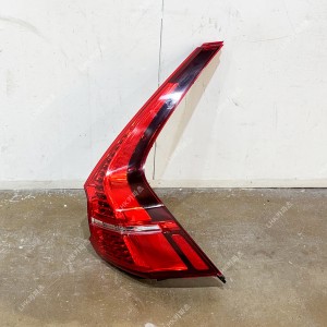 볼보 XC60 2세대 후미등 수입차중고부품 18~24